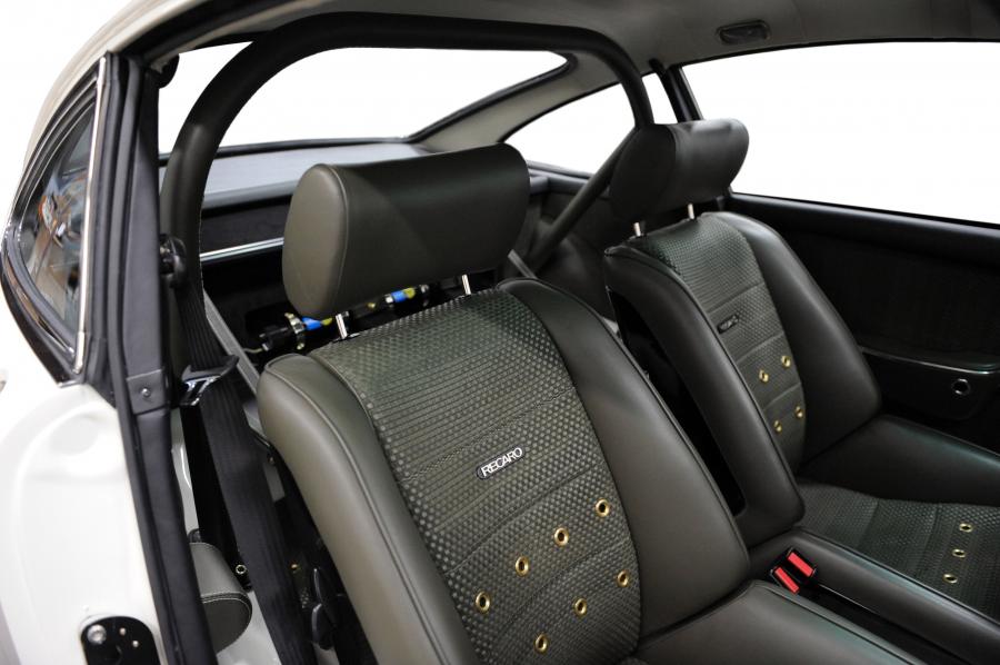  Porsche 911 by Singer 2011 года  (фото 17 из 159)